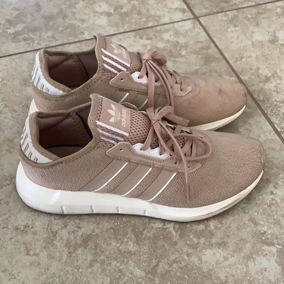 adidas | Shoes | Adidas Swift Run X 